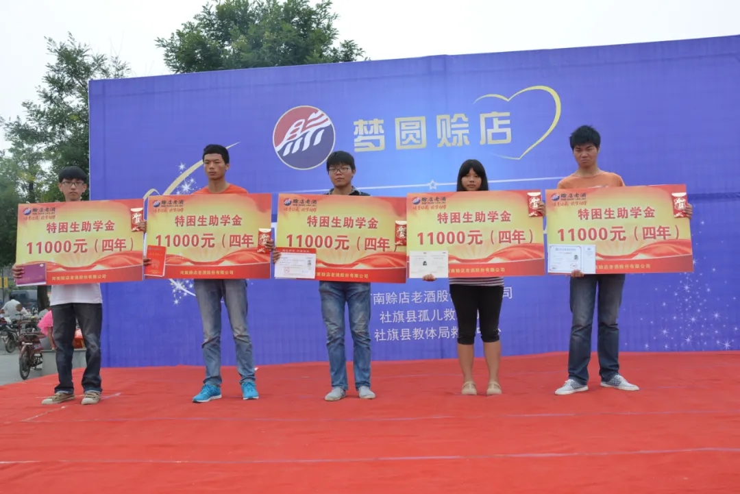 1627004272881528.jpg 640.webp (29).jpg